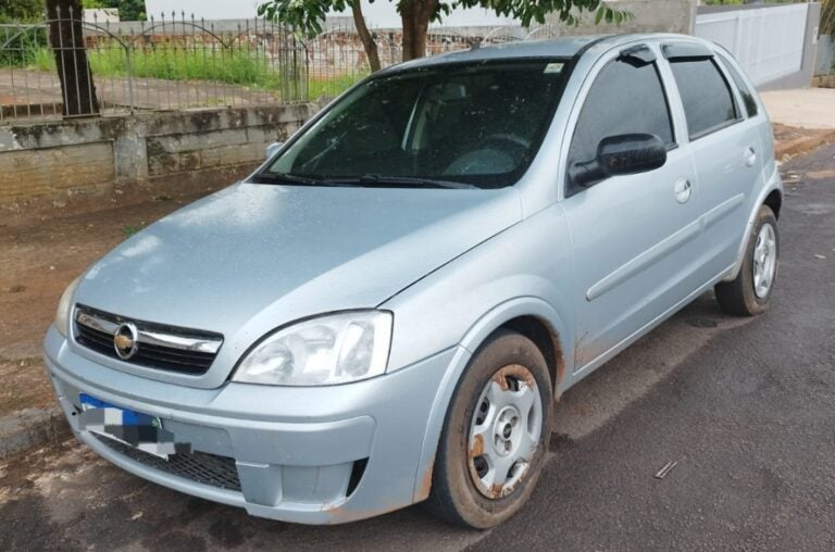 Carro utilizado em roubo na cidade de Terra Boa é localizado pela PM em Iporã