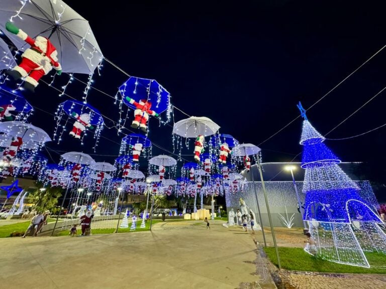 Nova Olímpia encanta moradores e visitantes com sua bela decoração de Natal