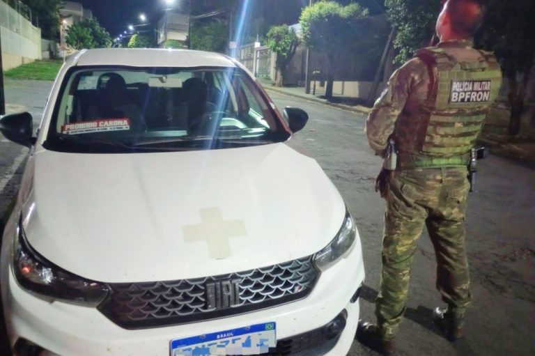 PR-323: BPFron prende 2 homens e recupera veículo roubado em Cafezal do Sul