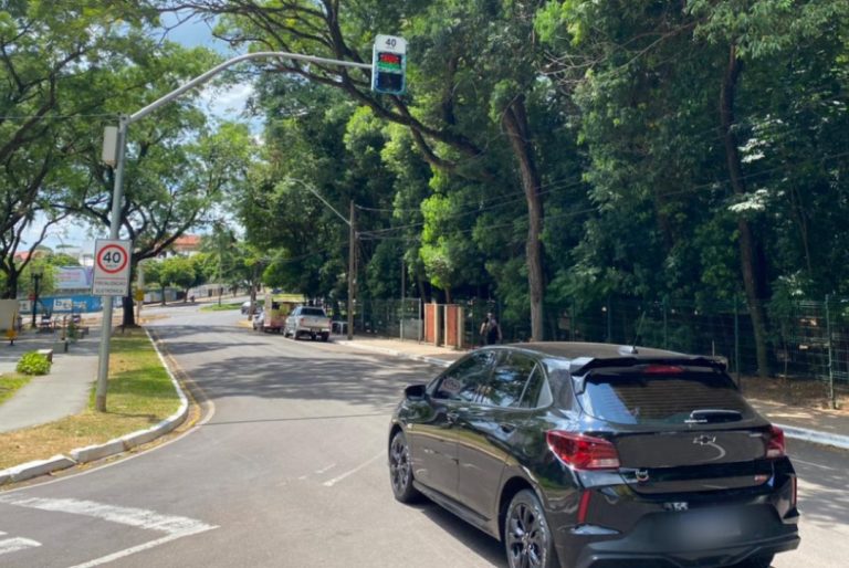 ‘Anjinhos’ estão inoperantes devido ao vencimento de contrato, mas seguem com leitor de placas