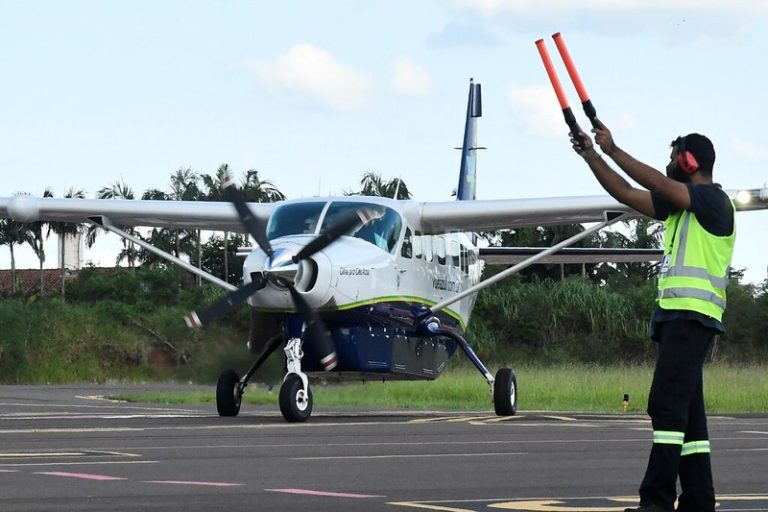 Aeroporto de Umuarama conquista sua Estação de Coordenação Aeronáutica e frequência de rádio