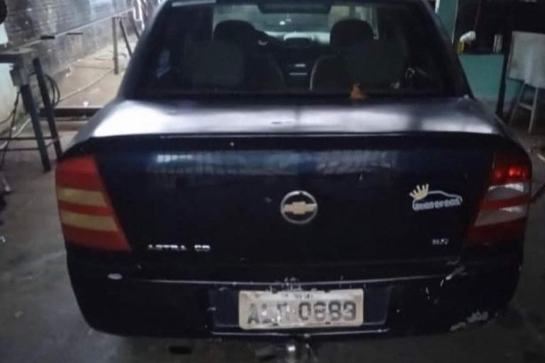 Ladrões pedem copo de água e furtam carro na avenida Ângelo Moreira da Fonseca