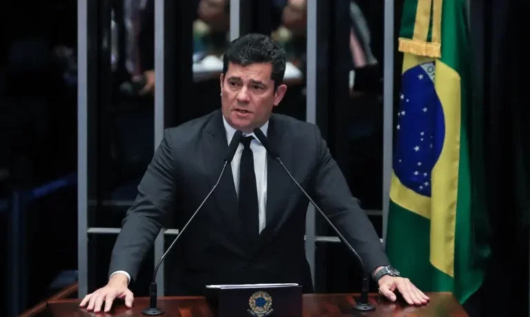 Dias Toffoli autoriza inquérito contra senador Sergio Moro a pedido da PGR