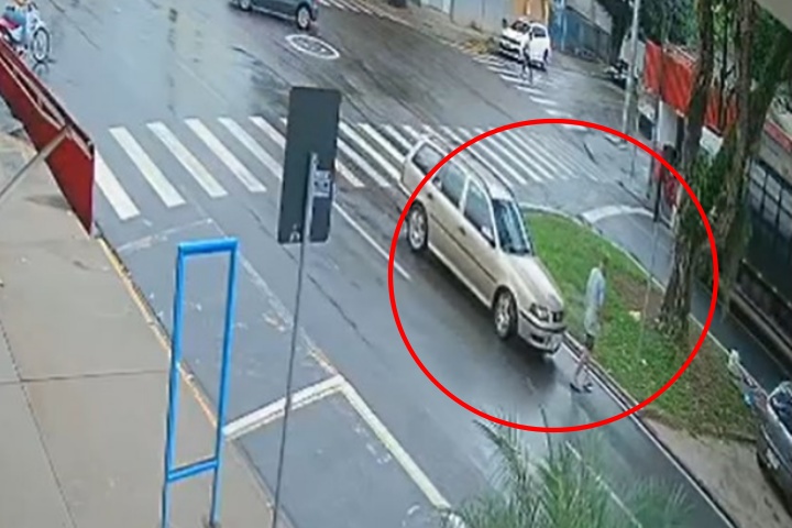 Vídeo de câmera de monitoramento mostra atropelamento de idoso na avenida Londrina