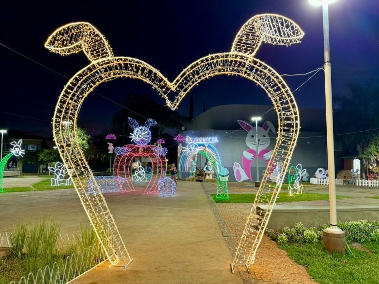 Nova Olímpia surpreende de novo: Praça da República ganha bela decoração de Páscoa