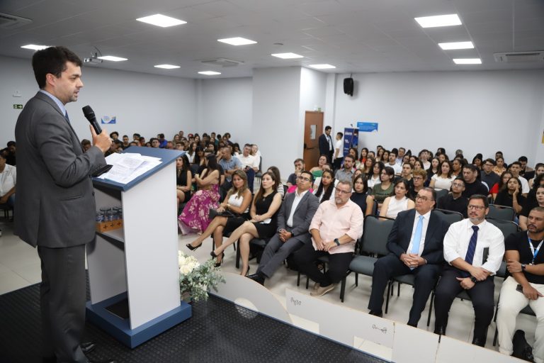 Aula Magna do curso de Direito da UniAlfa teve palestra com o Defensor Público-Geral do Paraná