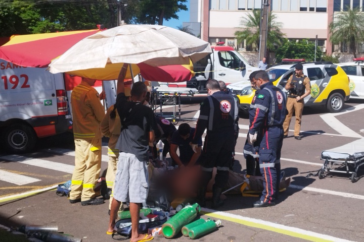 Socorristas continuam tentando reverter parada cardíaca em ciclista que ...