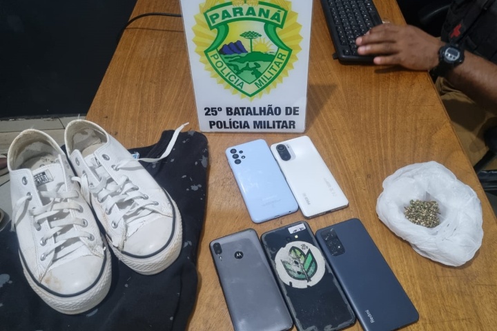 Assaltantes levam celulares de mulheres em Icaraíma e são presos horas depois