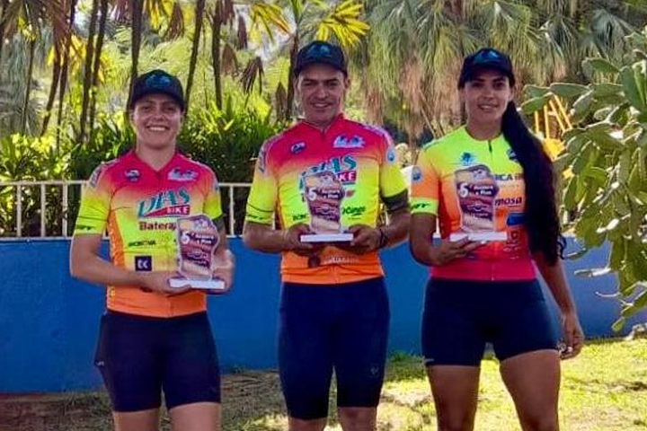 Equipe de ciclismo de Umuarama se destaca em competição no Mato Grosso do Sul