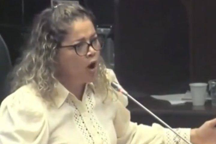 Deputada propõe lotar assembleia legislativa de “machos”: “Mulher deve submissão ao marido”