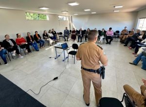 Reunião debate ações do Programa Mulher Segura Paraná em Umuarama