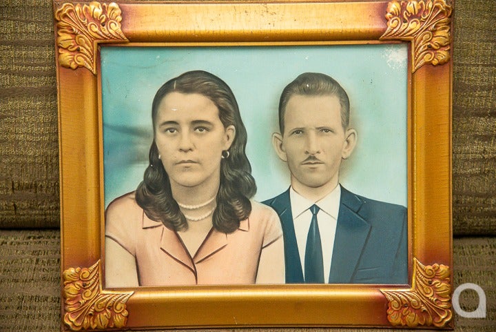 Foto antiga de Dona Loide Amerike Louback e Daniel Americo Louback. Fot para ilustrar a matéria sobre os 70 anos de casamento deles.