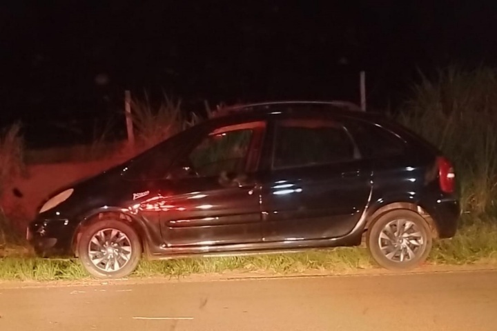 Homem é detido por dirigir embriagado e com CNH suspensa, no Porto Camargo