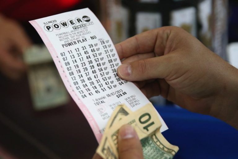 Brasileiros na corrida pelos R$ 5,5 bilhões da Powerball com apenas um clique