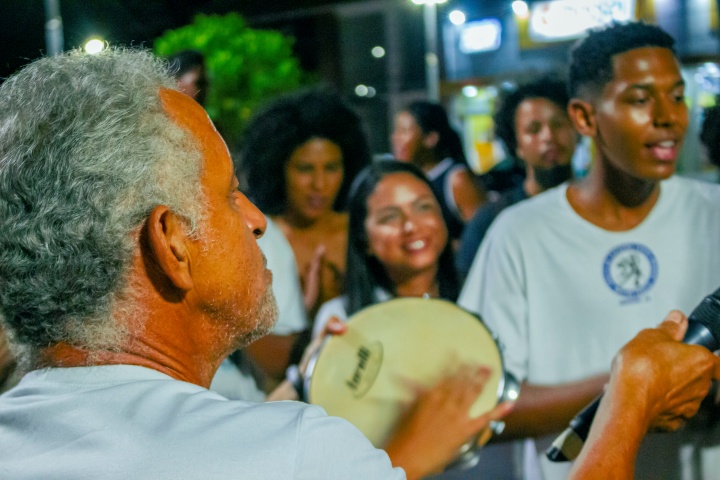 ‘Comunidade periférica’ de Umuarama promove Arrastão Cultural na Miguel Rossafa