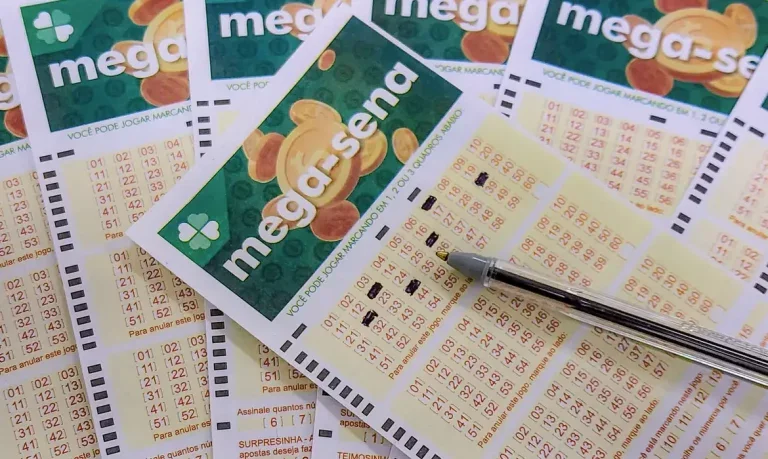 Três apostas de Umuarama faturam a quina e outras 4 acertam a quadra da Mega-Sena