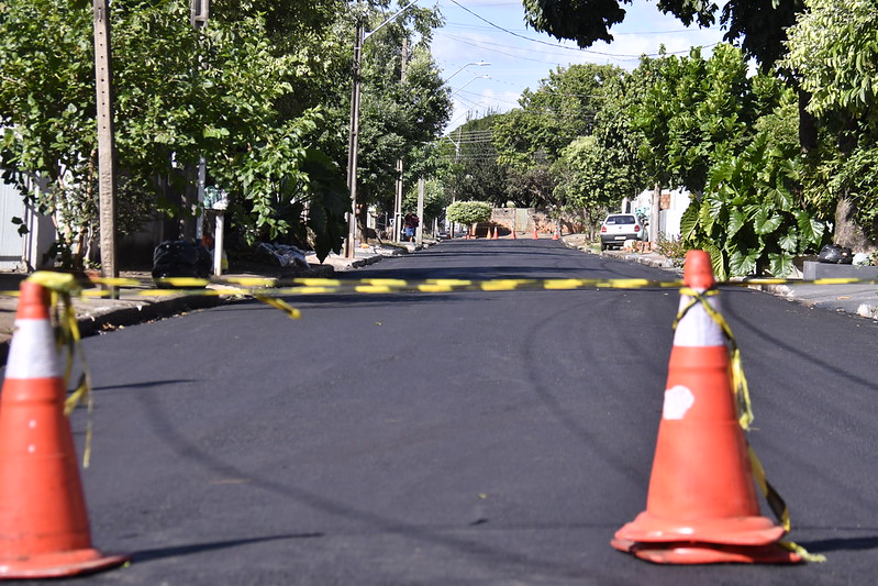 Ruas do Jardim São Cristóvão são revitalizadas com micropavimentação asfáltica