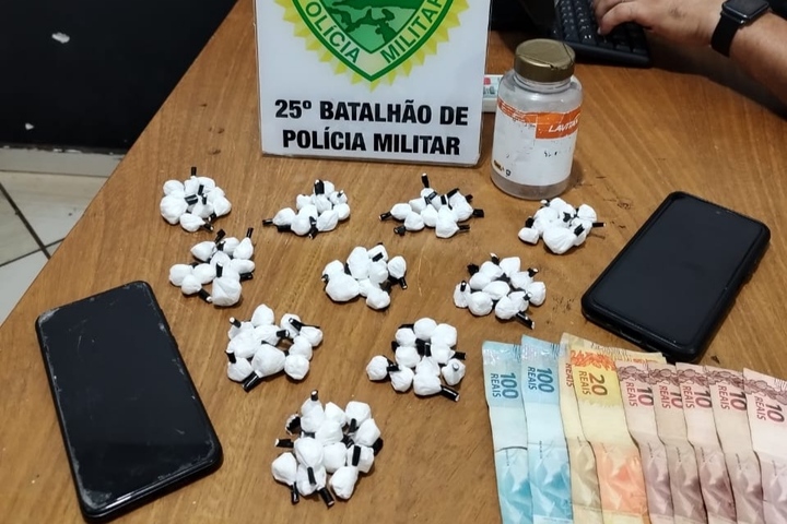 Condutor é preso com 103 porções de cocaína no Centro de Umuarama