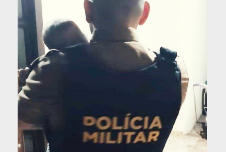 Policiais Militares de Umuarama agem rápido e salvam vida de bebê que estava engasgado