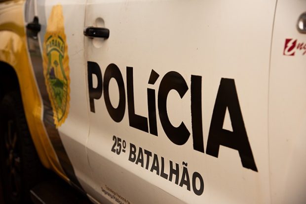 Homem é preso após agredir e ameaçar “companheiro” de bar em Umuarama