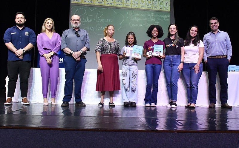 53813183945 B6a438b0ca C