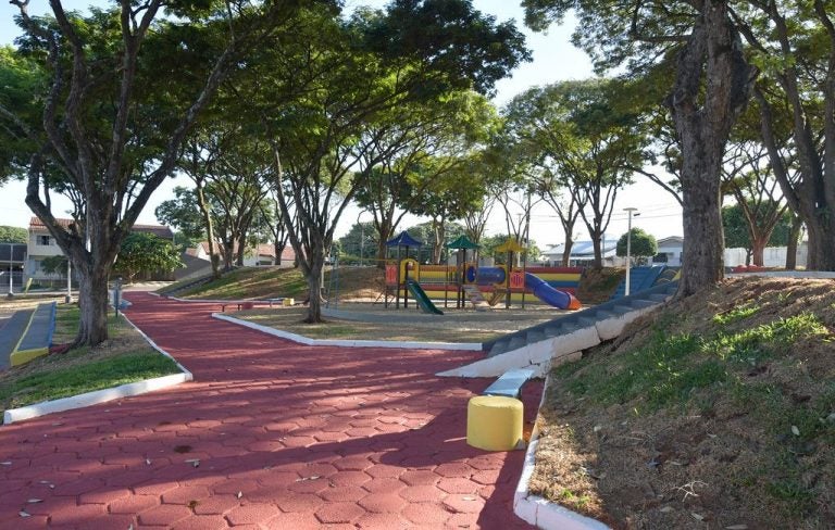 Revitalização Da Praça Padre Manuel Da Nóbrega Está Praticamente Finalizada