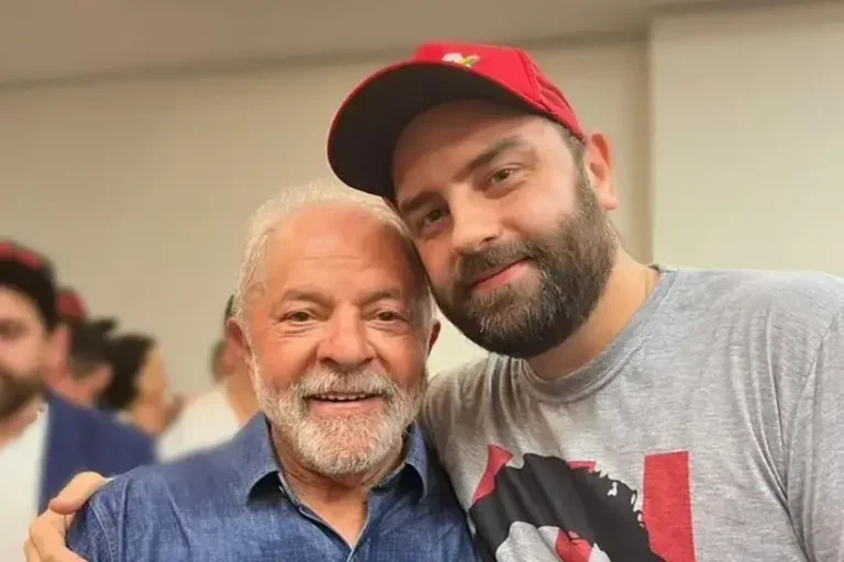 Lula E Filho.jpg