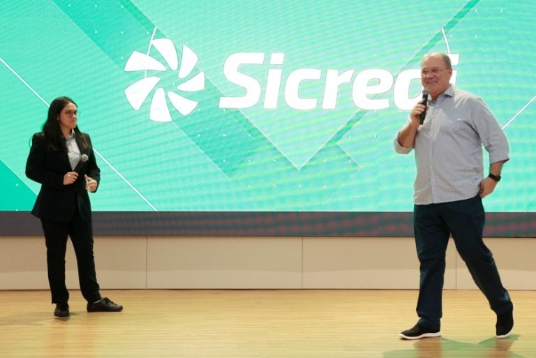 Jaime Basso, Presidente Da Sicredi Vale Do Piquiri Abcd Pr Sp, Com Rafaela Parra