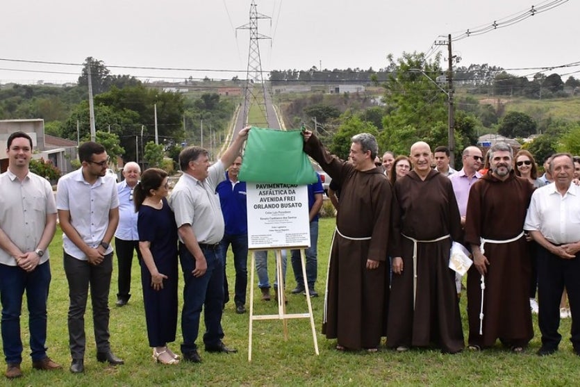 54040303124 9fb4c4f353 C