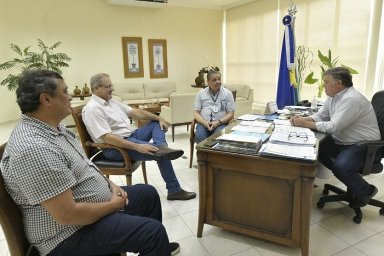 Convênio Com A Seab Permitirá A Aquisição De 53 Barracas Para Feirantes De Umuarama