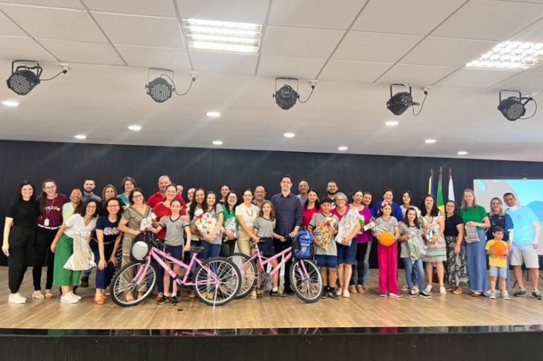 Pea Campo Limpo Premia Melhores Redações E Histórias Em Quadrinhos Da Rede Municipal
