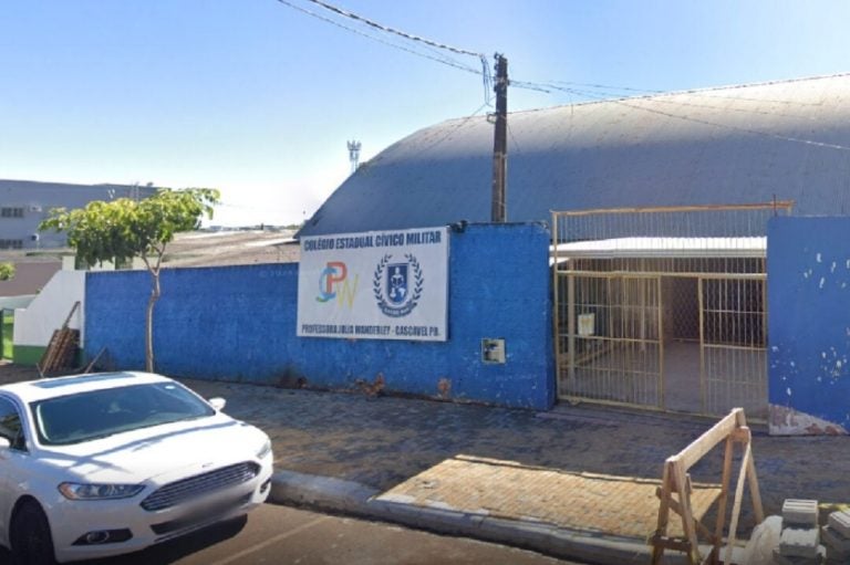 Agressao Em Escola 1080x720