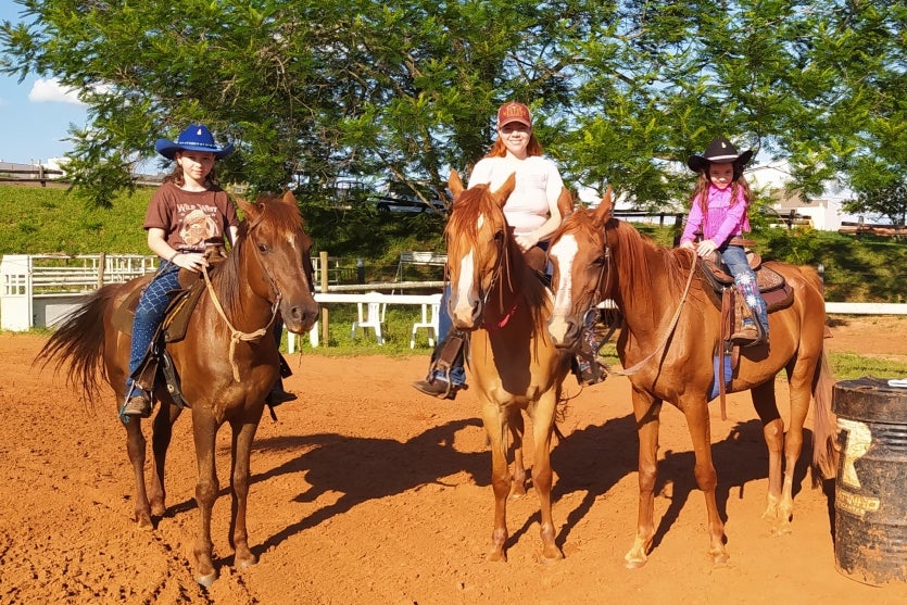 Escola De Equitação Alia Aprendizado E Bem Estar Em Umuarama