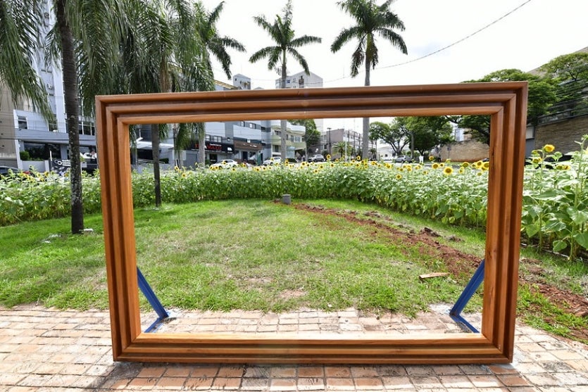 54148076122 8200d2edfc C