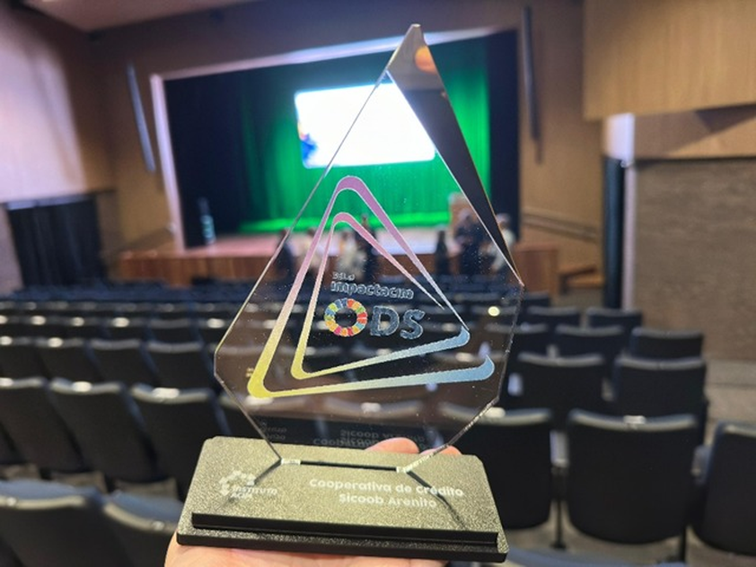 Editor 673f3e78a9c1b