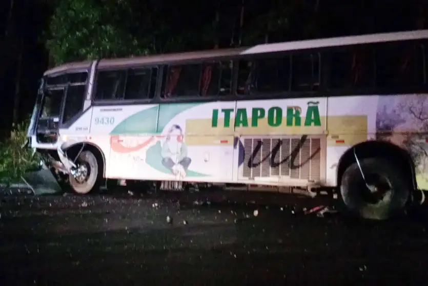 Tragedia Homem Crianca Morrem Batida Frontal Onibus Colombo.jpg
