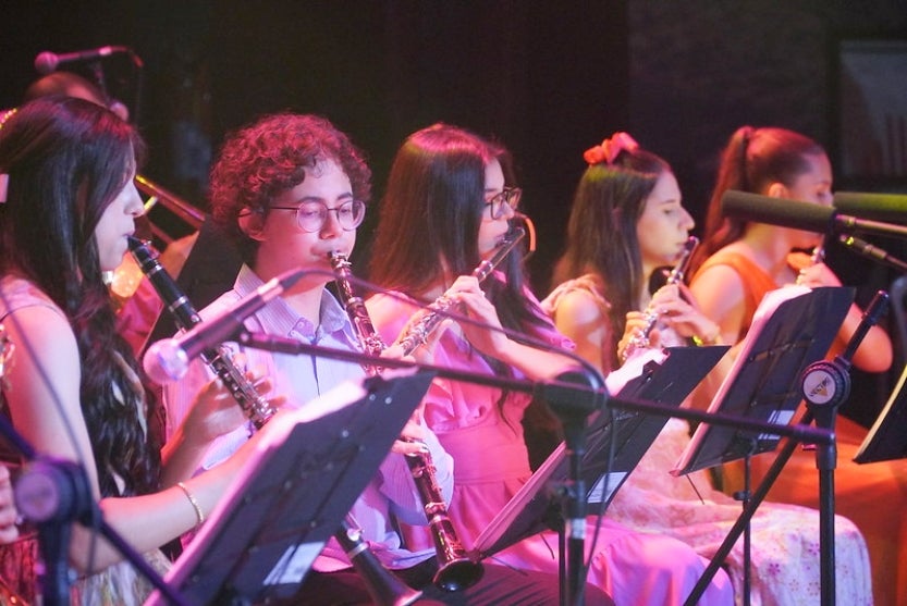 54172531603 092687e3e4 C