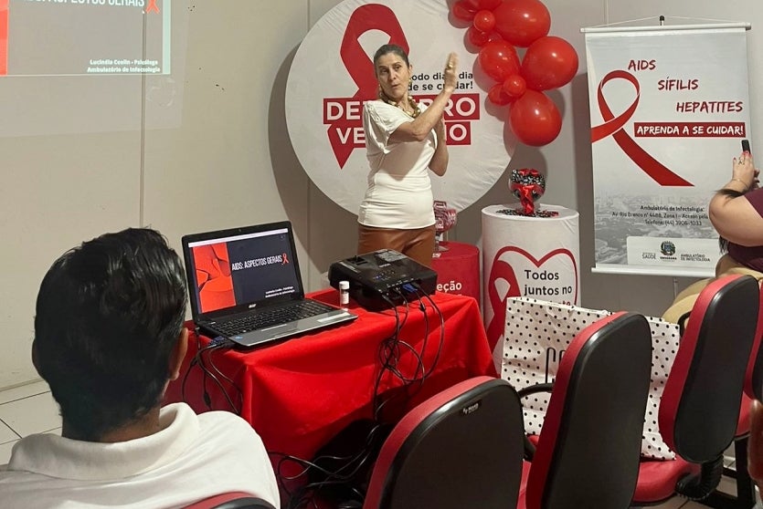 54186556282 6a0ec36c20 H