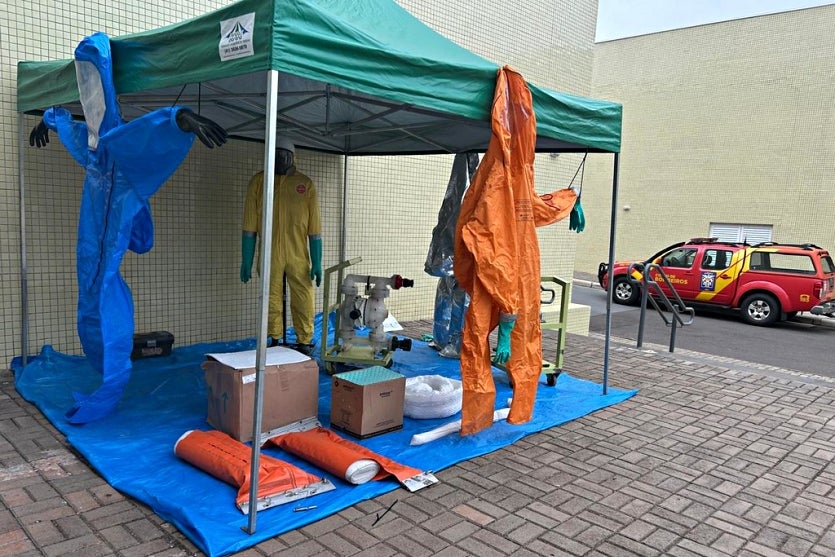 54196640195 64ccd78ebc B