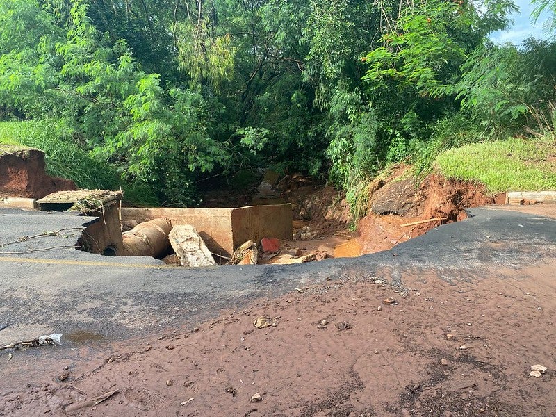 54228467825 3ebaa17e82 C