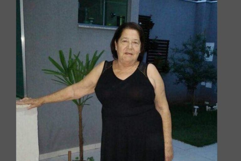 Com pesar, comunicamos o falecimento da senhora Maria do Carmo, a dona Carmen