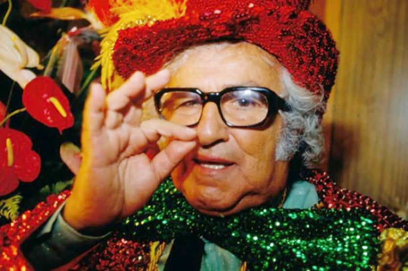 A Inesquecível Noite Em Que Chacrinha Encantou Uma Multidão Na Expo Umuarama! (2)