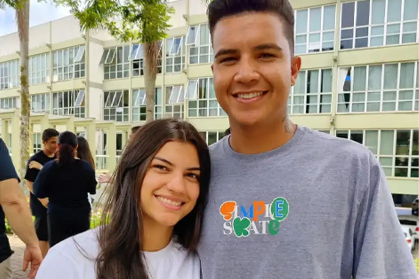 Aluna De Serra Dos Dourados Embarca Para O Canadá