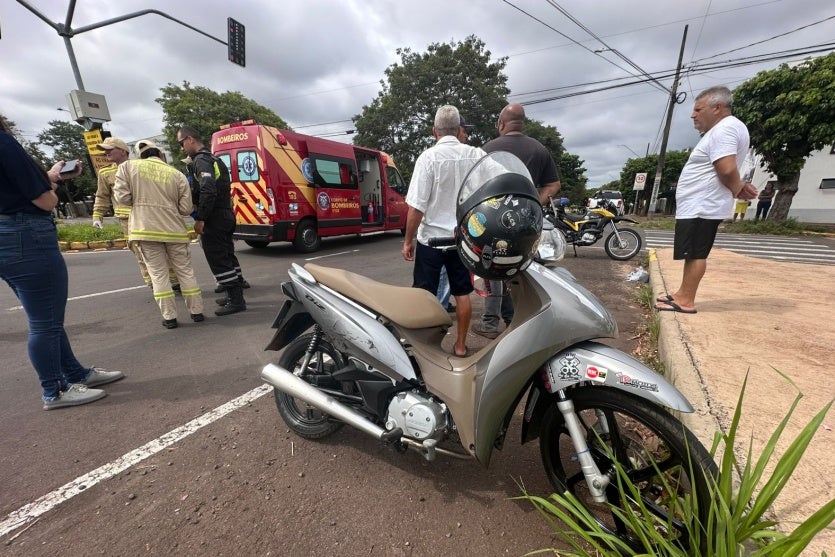 Motociclista Sem Cnh Ferida Em Umuarama 