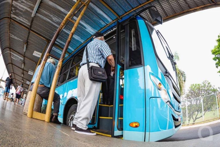 Onibus Viação Umuarama Terminal Danilo Martins 08 09 2021 (18)