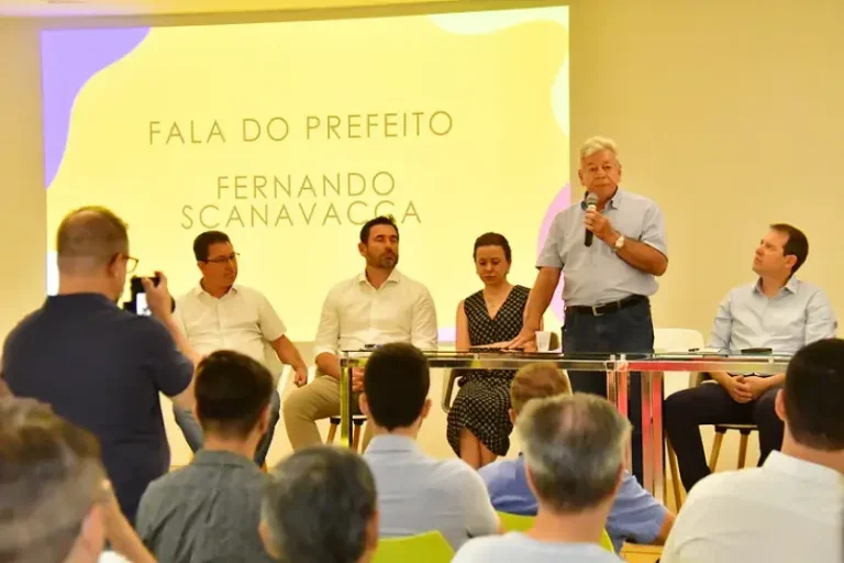 Prefeito Na Posse Da Diretoria Do Conselho De Desenvolvimento (1)