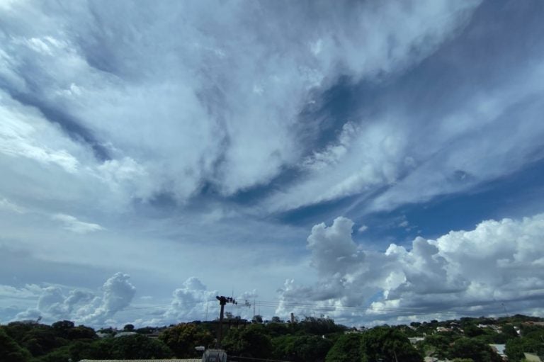 Umuarama Começa A Semana Com Sensação Térmica De 39ºc E Inmet Faz Alerta De Tempestade (2)