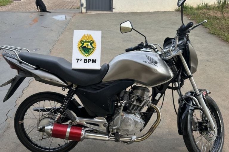 Moto apreendida pela PM com escapamento adulterado
