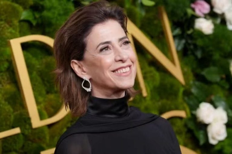 Fernanda Torres na cerimônia do Golden Globes
