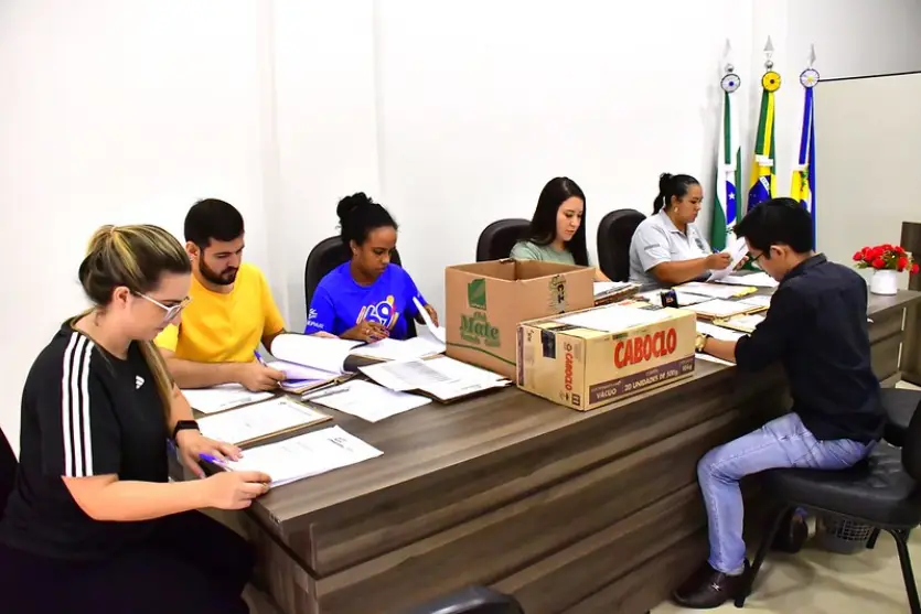 Equipe Avalia Inscritos Para O Programa Bolsa Atleta (2)